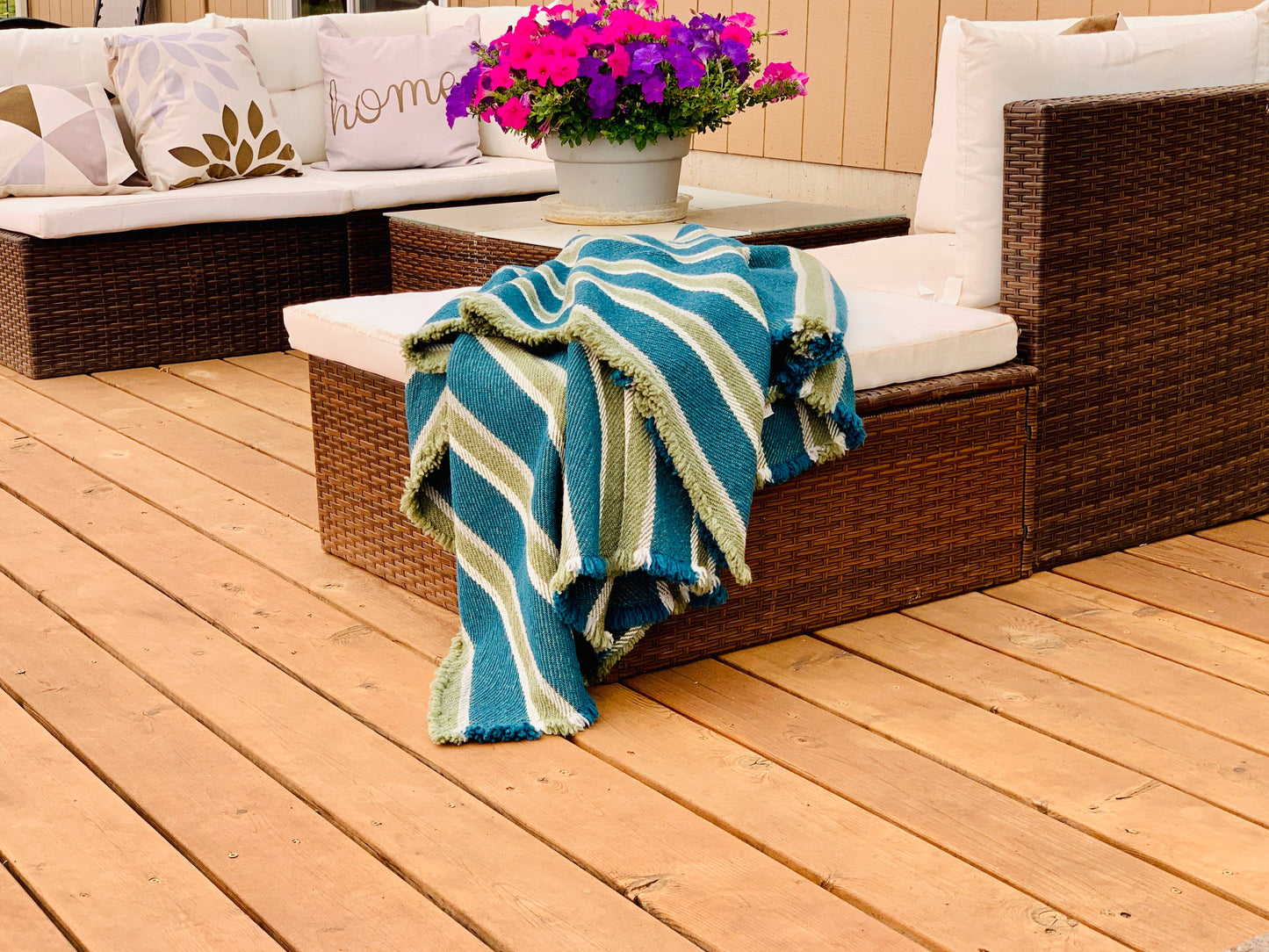 Seaside Throw