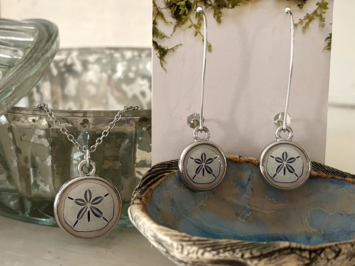 Sand Dollar Earring